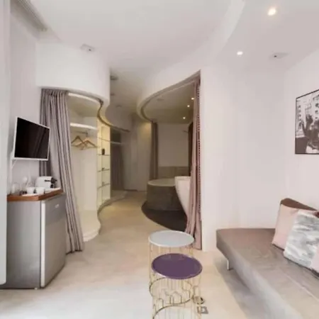 Magnifique Parisien - Marais Locanda Parigi