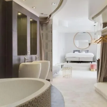 Magnifique Parisien - Marais Inn